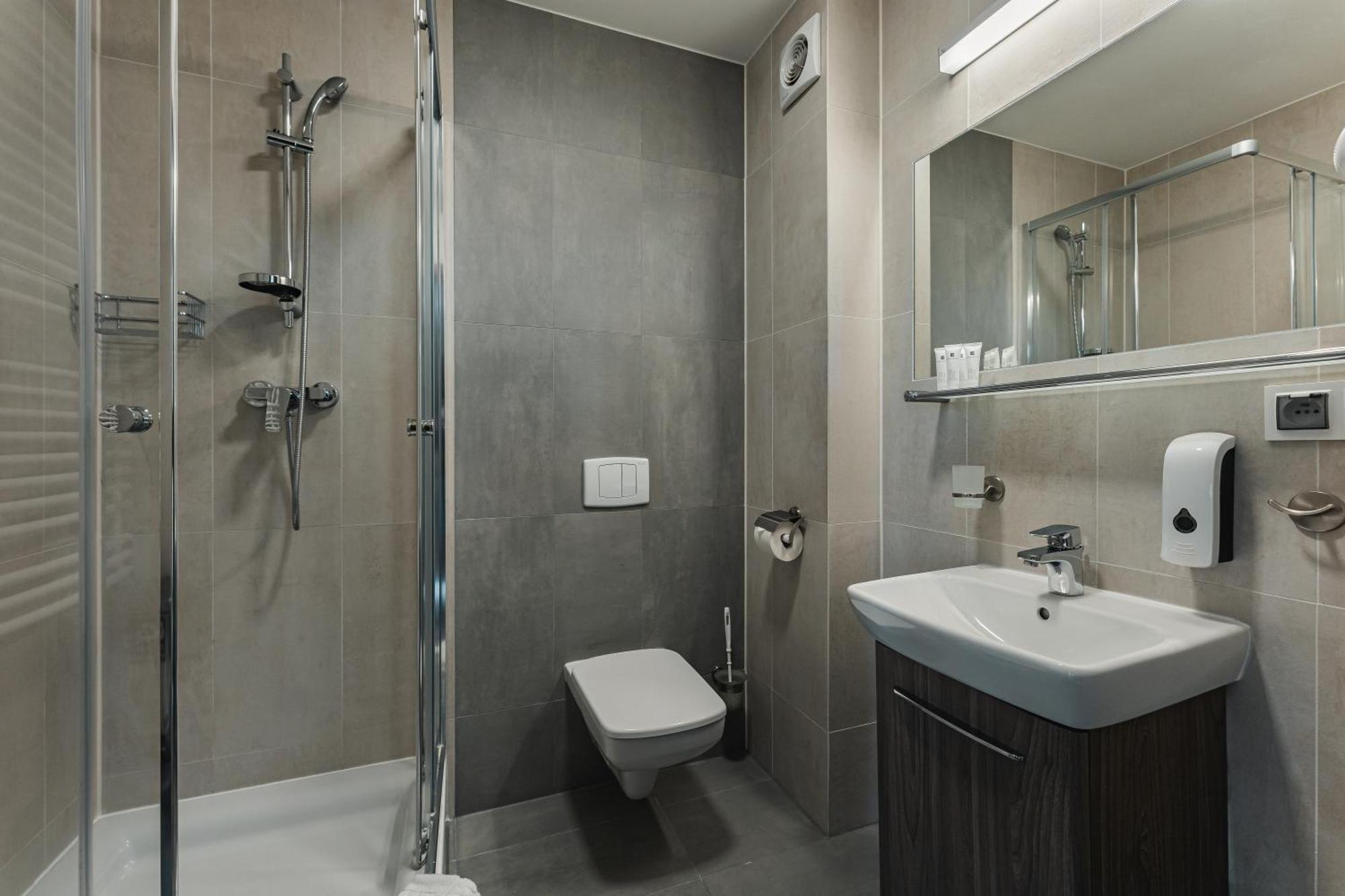 Rewita Korab Hotel Сопот Екстериор снимка